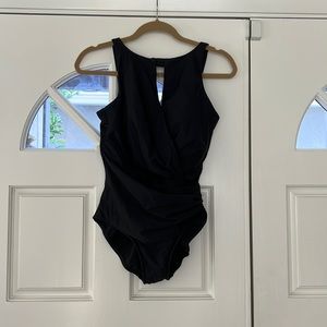 Perfect condition new Size 10 Miraclesuit.